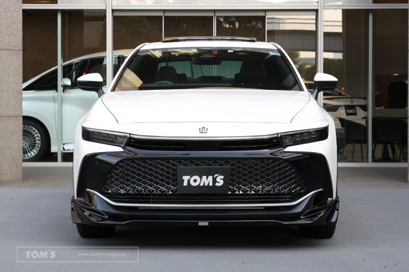 トヨタ クラウン クロスオーバー 中古車